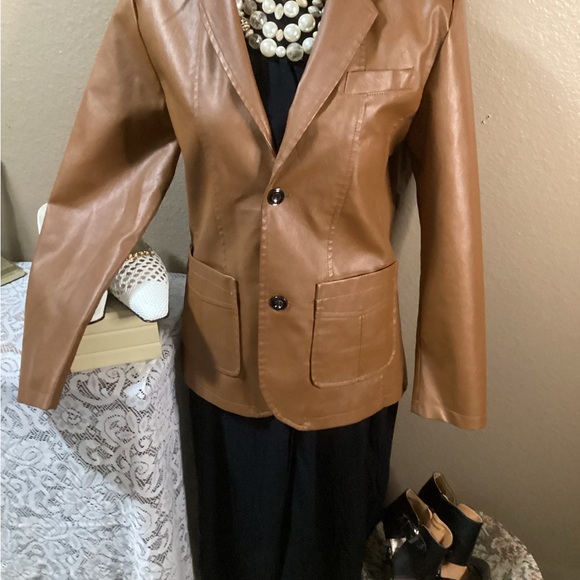 Women's or Man Brown Jacket - Picture 6 of 10